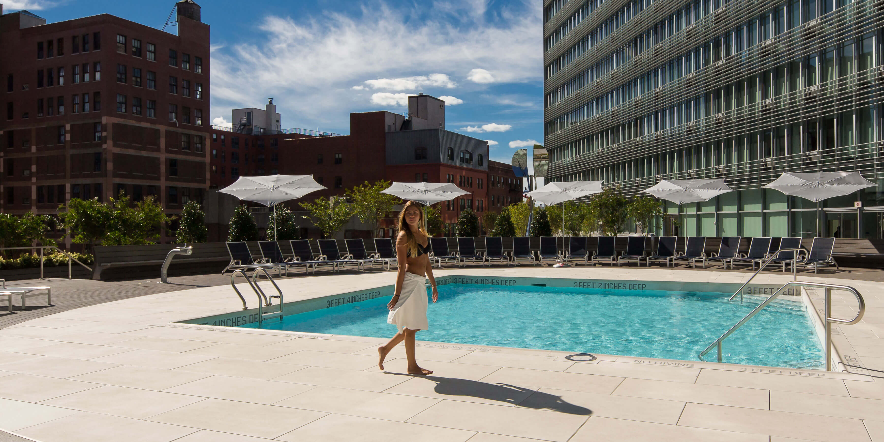 Outdoor Pool & Sundeck