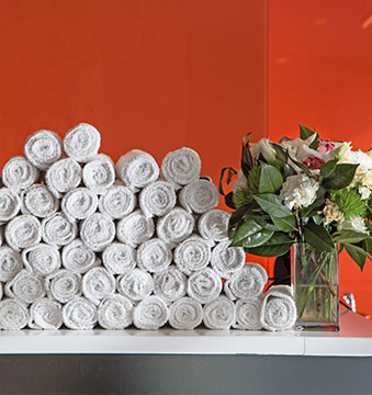 Full Service Mens and Womens Locker Rooms